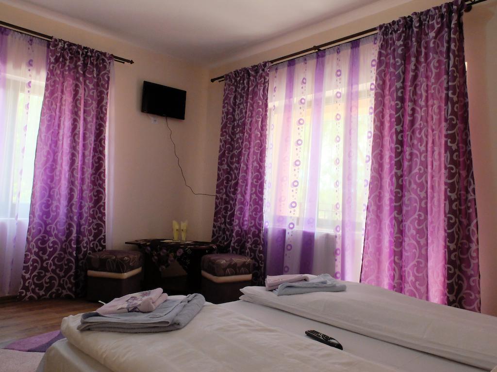 Dupa Apa La Razvan Sighetu Marmaţiei Quarto foto